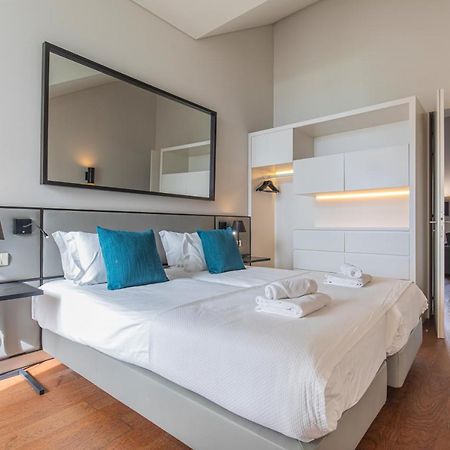 8 Building Apartment 403 T2 - River & Garden View Lisboa Kültér fotó