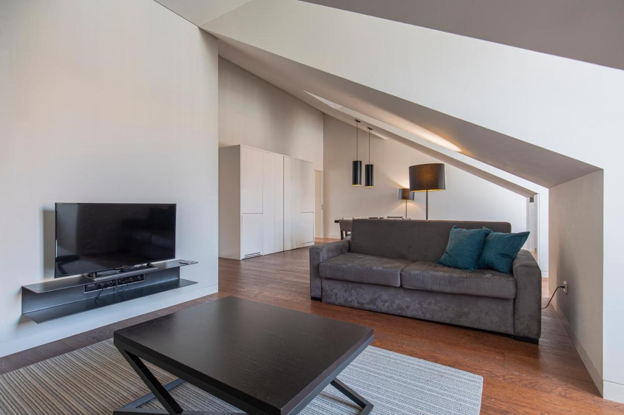 8 Building Apartment 403 T2 - River & Garden View Lisboa Kültér fotó